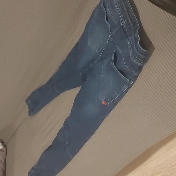 Jeans - Picture 3 of 3